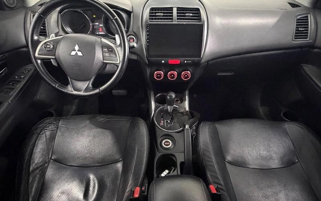 imagem-https://www.socarrao.com.br/sc-vehicle-images-prod/4300858/1792425789125-8492410_8_B_ee79a581b0.jpeg