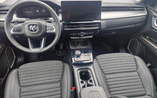 imagem-https://www.socarrao.com.br/sc-vehicle-images-prod/4300883/1791939949255-8552299_8_B_14c3665a86.jpeg