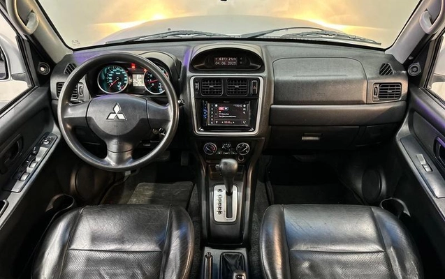 imagem-https://www.socarrao.com.br/sc-vehicle-images-prod/4300980/1791396816533-8504974_9_B_24307f5081.jpeg