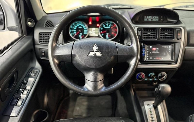 imagem-https://www.socarrao.com.br/sc-vehicle-images-prod/4300980/1791396816535-8504974_9_B_f1bde929ac.jpeg