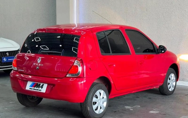 imagem-https://www.socarrao.com.br/sc-vehicle-images-prod/4301013/1791398533617-8308785_7_B_9fd6ea8187.jpeg