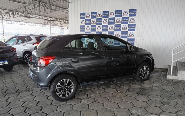 imagem-https://www.socarrao.com.br/sc-vehicle-images-prod/4301030/1791397147225-f6bdcc39-48d4-418d-a9fe-c3436b19a9a620261007150308.jpeg