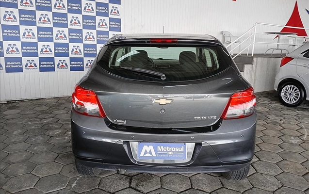imagem-https://www.socarrao.com.br/sc-vehicle-images-prod/4301030/1791397147226-fe2377ca-7a59-4a07-8d5b-0e43619e54a420261007150316.jpeg