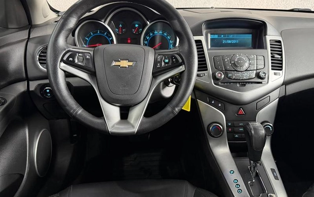 imagem-https://www.socarrao.com.br/sc-vehicle-images-prod/4301047/1791397200563-8470815_7_B_d1a582f4fb.jpeg