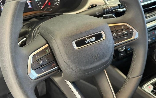 imagem-https://www.socarrao.com.br/sc-vehicle-images-prod/4301048/1791398069717-8544195_12_B_23bd1fe9da.jpeg