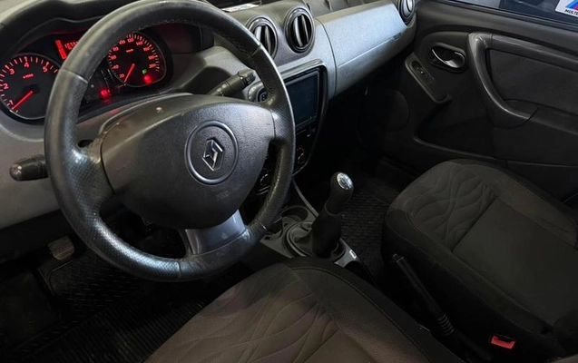 imagem-https://www.socarrao.com.br/sc-vehicle-images-prod/4301049/1791397223045-8386190_15_B_91ea92a917.jpeg