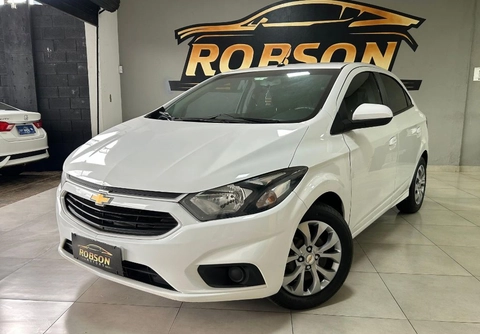Chevrolet Onix 2017 Branco — foto 1 de 3