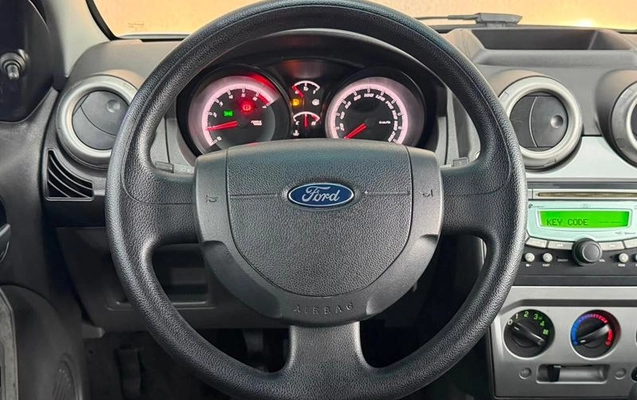 imagem-https://www.socarrao.com.br/sc-vehicle-images-prod/4301076/1791398552546-8329515_11_B_3267d59d1a.jpeg