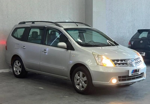 Nissan LIVINA 2012 Prata — foto 1 de 3