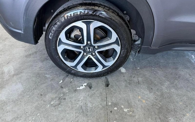 imagem-https://www.socarrao.com.br/sc-vehicle-images-prod/4301155/1791397546673-8195754_8_B_cbc5ffcfab.jpeg