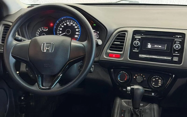 imagem-https://www.socarrao.com.br/sc-vehicle-images-prod/4301155/1791397546675-8195754_9_B_29a76efaa3.jpeg