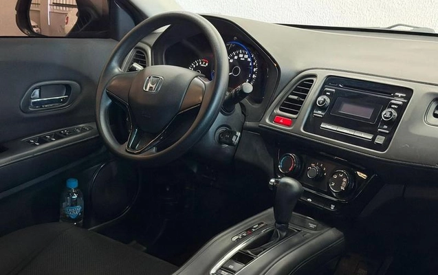imagem-https://www.socarrao.com.br/sc-vehicle-images-prod/4301155/1791397546678-8195754_12_B_ccab95ef52.jpeg