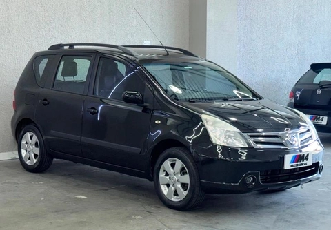 Nissan LIVINA 2012 Preto — foto 1 de 3