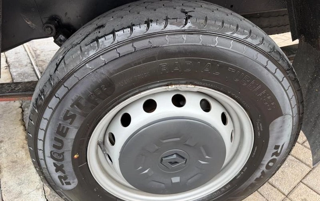 imagem-https://www.socarrao.com.br/sc-vehicle-images-prod/4301222/1791572974153-8552474_6_B_40ed33b042.jpeg