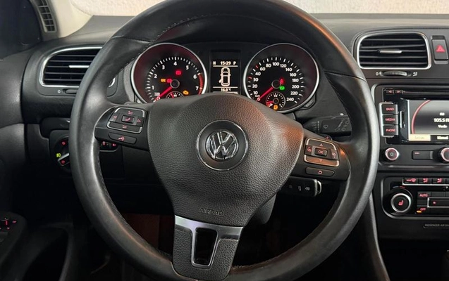imagem-https://www.socarrao.com.br/sc-vehicle-images-prod/4301229/1791397874075-8418427_10_B_63b72e5a6c.jpeg
