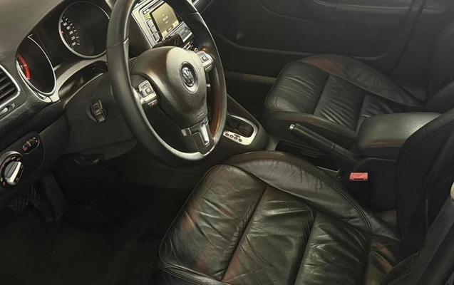 imagem-https://www.socarrao.com.br/sc-vehicle-images-prod/4301229/1791397874075-8418427_9_B_6bd383b53f.jpeg
