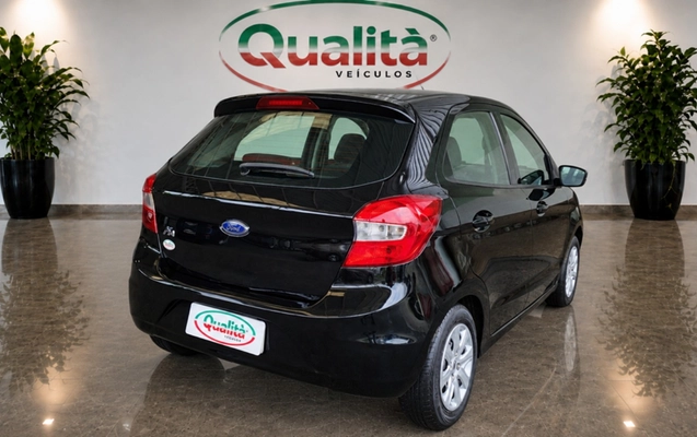imagem-https://www.socarrao.com.br/sc-vehicle-images-prod/4301244/1792094093355-MDMucG5n.png