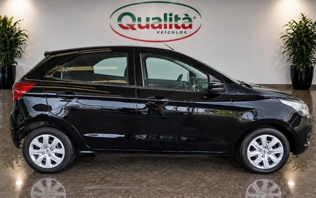 imagem-https://www.socarrao.com.br/sc-vehicle-images-prod/4301244/1792094093573-MDUucG5n.png