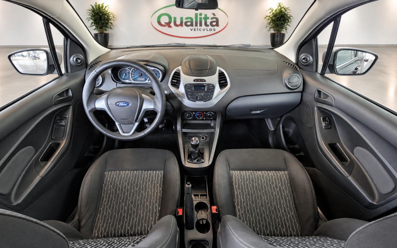 imagem-https://www.socarrao.com.br/sc-vehicle-images-prod/4301244/1792094094306-MTEucG5n.png