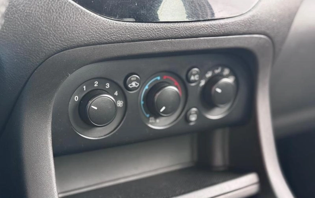 imagem-https://www.socarrao.com.br/sc-vehicle-images-prod/4301260/1791398136812-8536101_12_B_179bc8602d.jpeg