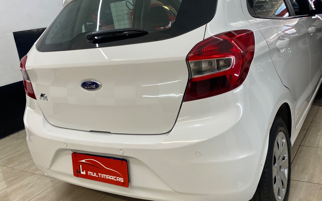 imagem-https://www.socarrao.com.br/sc-vehicle-images-prod/4301271/1791398924816-SU1HXzIyOTMuanBlZw.jpeg