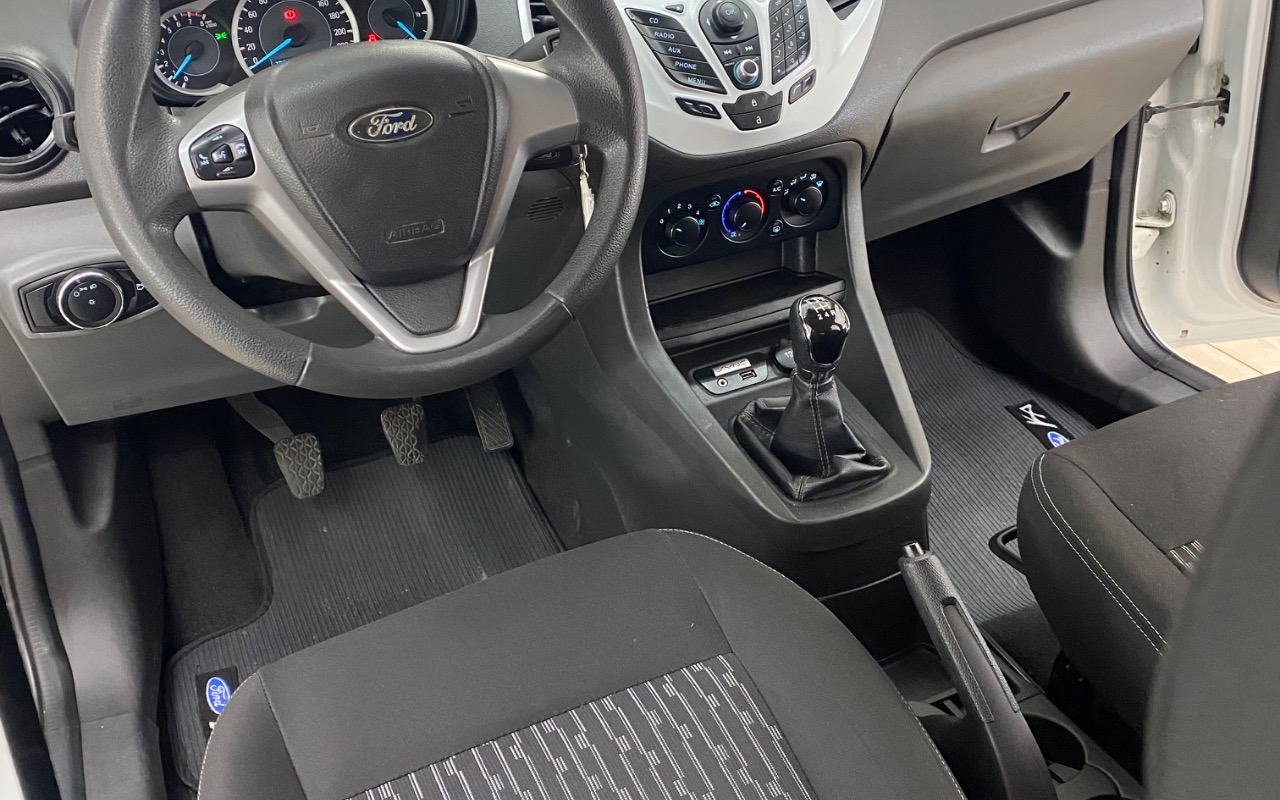 imagem-https://www.socarrao.com.br/sc-vehicle-images-prod/4301271/1791398925095-SU1HXzIyOTcuanBlZw.jpeg