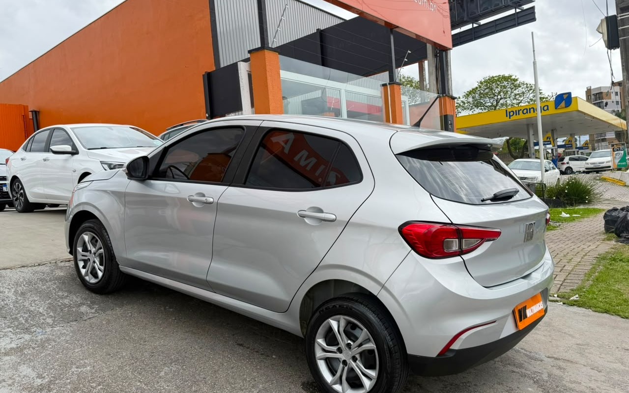 imagem-https://www.socarrao.com.br/sc-vehicle-images-prod/4301277/1791398268453-V2hhdHNBcHAgSW1hZ2UgMjAyNi0xMC0wNyBhdCAxNC4zMi4wNS5qcGVn.jpeg
