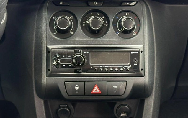 imagem-https://www.socarrao.com.br/sc-vehicle-images-prod/4301278/1792413995463-8552326_1_B_8ba67b6247.jpeg