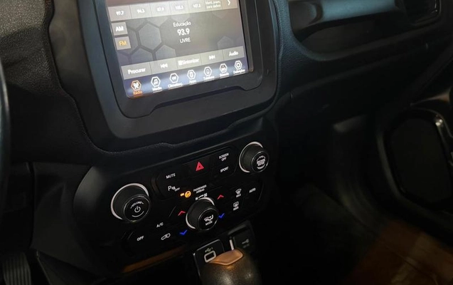 imagem-https://www.socarrao.com.br/sc-vehicle-images-prod/4301279/1791398290090-8438350_14_B_4c4de59035.jpeg