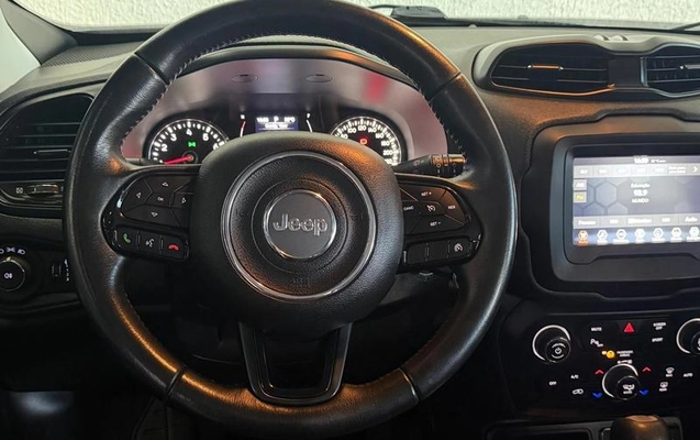 imagem-https://www.socarrao.com.br/sc-vehicle-images-prod/4301279/1791398290125-8438350_16_B_1beb10fa52.jpeg