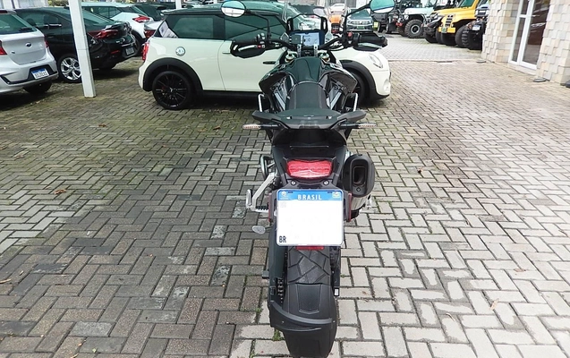 imagem-https://www.socarrao.com.br/sc-vehicle-images-prod/4301284/1791398369292-7f8b16db501d4a4cba0211d2832461eb_1791395173728.jpg