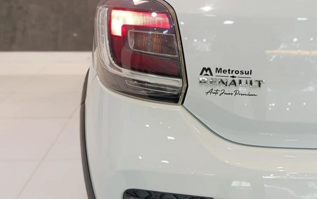 imagem-https://www.socarrao.com.br/sc-vehicle-images-prod/4301300/1791399492116-8457415_14_B_ab3e7a4062.jpeg