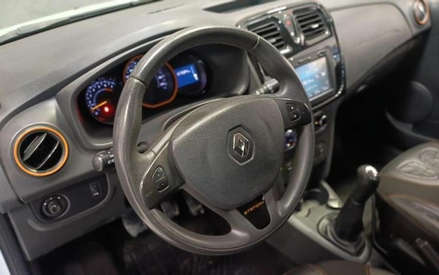 imagem-https://www.socarrao.com.br/sc-vehicle-images-prod/4301300/1791399492116-8457415_1_B_5e888f46d8.jpeg