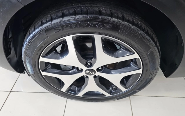 imagem-https://www.socarrao.com.br/sc-vehicle-images-prod/4301308/1791398539859-xRbc5GbLvrJhhA0e8f0IxmcavwPcQo18.jpg