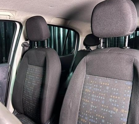 imagem-https://www.socarrao.com.br/sc-vehicle-images-prod/4301414/1791399161254-8547179_14_B_a117cdf5f5.jpeg