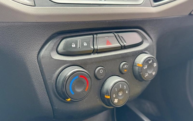 imagem-https://www.socarrao.com.br/sc-vehicle-images-prod/4301416/1791921051293-8526832_11_B_e2b4e34bf5.jpeg