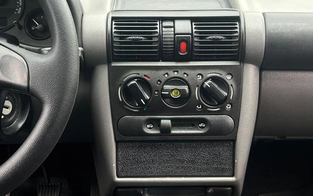 imagem-https://www.socarrao.com.br/sc-vehicle-images-prod/4301461/1791399515037-8552664_3_B_4198ff9f5e.jpeg