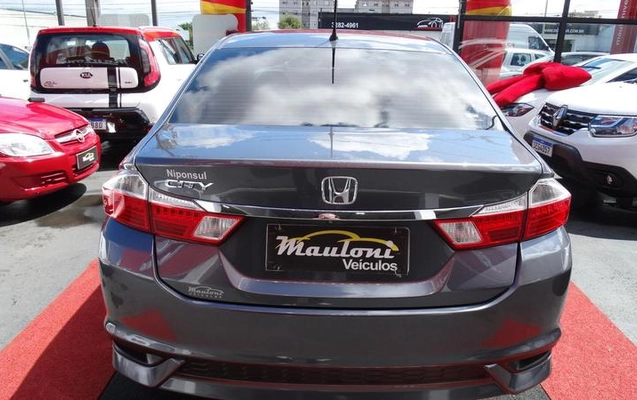 imagem-https://www.socarrao.com.br/sc-vehicle-images-prod/4301514/1791399712614-8552692_5_B_c1354be2b9.jpeg
