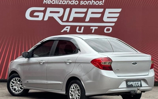 imagem-https://www.socarrao.com.br/sc-vehicle-images-prod/4301521/1791547382467-8541346_11_B_6fc6c418f4.jpeg