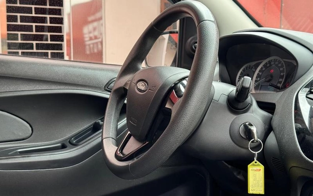 imagem-https://www.socarrao.com.br/sc-vehicle-images-prod/4301521/1791547382476-8541346_9_B_3ade0c1a7f.jpeg