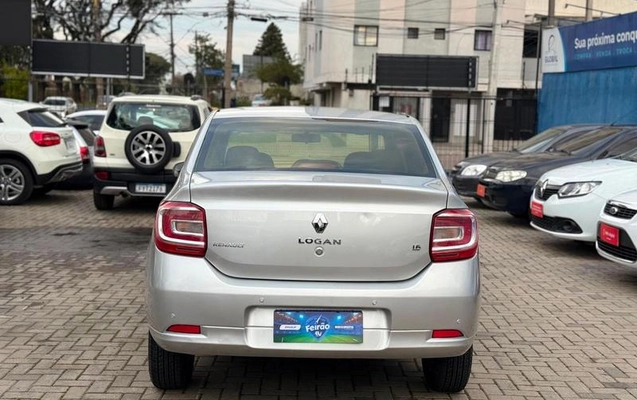 imagem-https://www.socarrao.com.br/sc-vehicle-images-prod/4301522/1791481317235-8106854_1_B_22dca1903c.jpeg