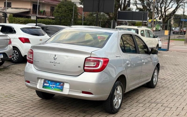 imagem-https://www.socarrao.com.br/sc-vehicle-images-prod/4301522/1791481317236-8106854_1_B_691c588524.jpeg