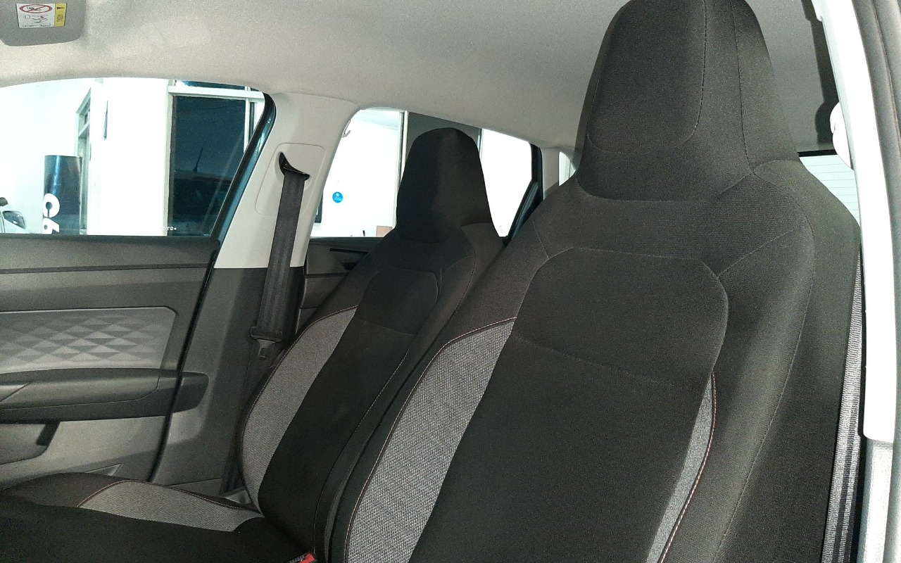 imagem-https://www.socarrao.com.br/sc-vehicle-images-prod/4301529/1791411546066-OC5qcGVn.jpeg