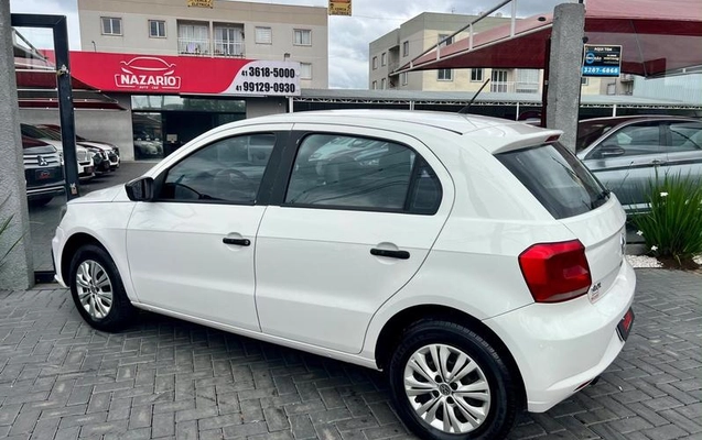 imagem-https://www.socarrao.com.br/sc-vehicle-images-prod/4301531/1791399817852-8543374_12_B_5e90aa78cc.jpeg