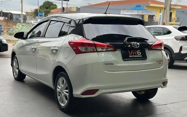 imagem-https://www.socarrao.com.br/sc-vehicle-images-prod/4301533/1791399823865-8548380_5_B_ac1e6f2961.jpeg