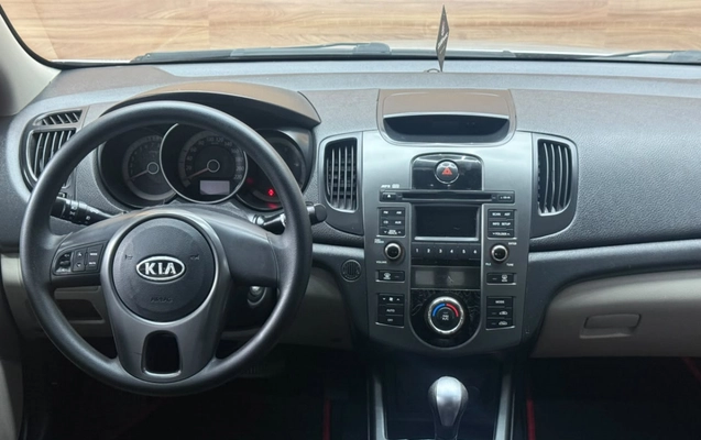 imagem-https://www.socarrao.com.br/sc-vehicle-images-prod/4301539/1791399917071-iIe0LA4BJQHxJK41xLP3cNyQTftJDDRY.jpg