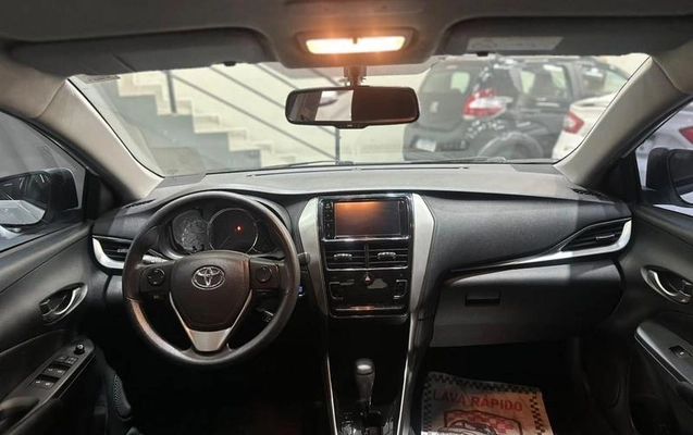 imagem-https://www.socarrao.com.br/sc-vehicle-images-prod/4301544/1791399962368-8552065_9_B_56f262d776.jpeg