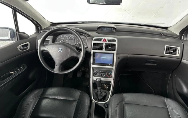 imagem-https://www.socarrao.com.br/sc-vehicle-images-prod/4301552/1791400041075-8552705_16_B_64287eed43.jpeg
