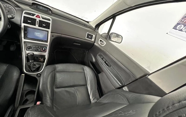 imagem-https://www.socarrao.com.br/sc-vehicle-images-prod/4301552/1791400041082-8552705_18_B_083669e536.jpeg