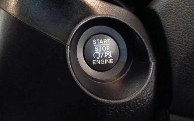 imagem-https://www.socarrao.com.br/sc-vehicle-images-prod/4301558/1791400092396-8465434_18_B_8c64721082.jpeg